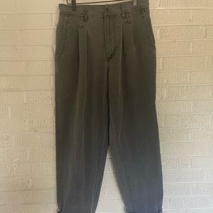Vintage gray pleated trousers